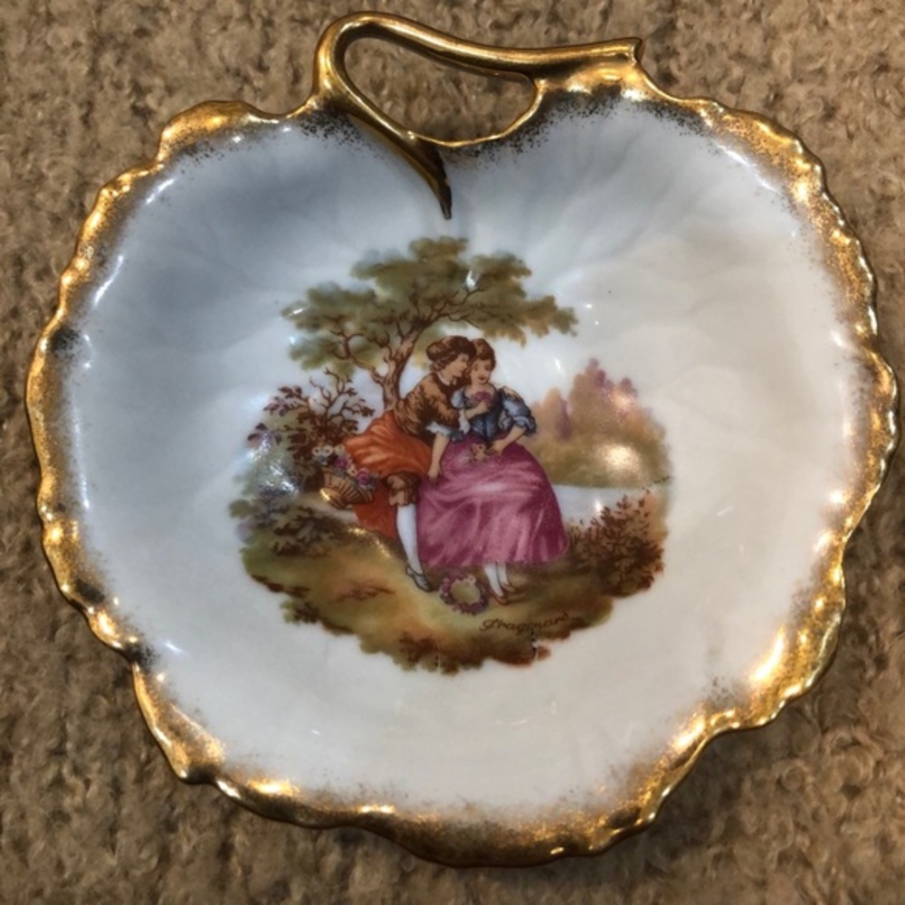 Limoges Vintage France Porcelain d’Art R